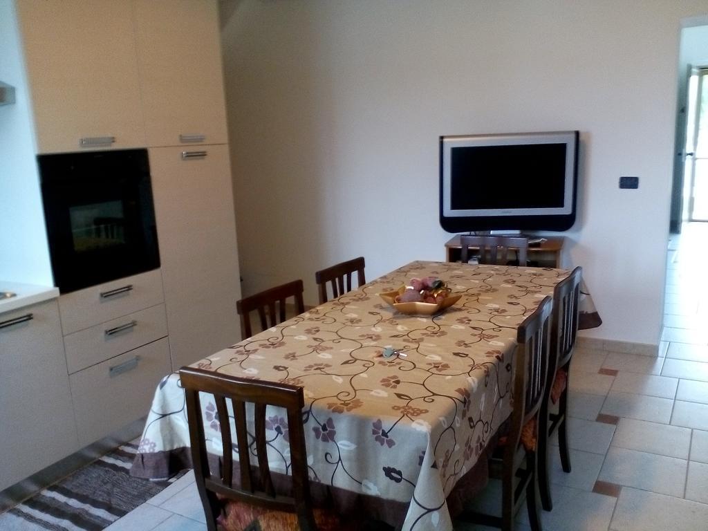 Villa Marechiaro Foce Varano Habitación foto